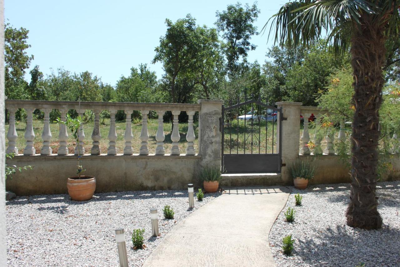 Apartmani Dienes Novi Vinodolski Εξωτερικό φωτογραφία