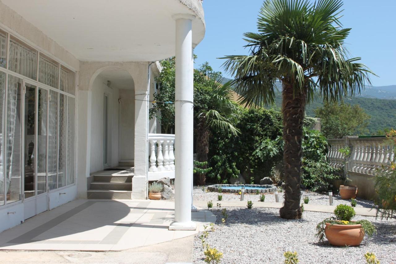 Apartmani Dienes Novi Vinodolski Εξωτερικό φωτογραφία